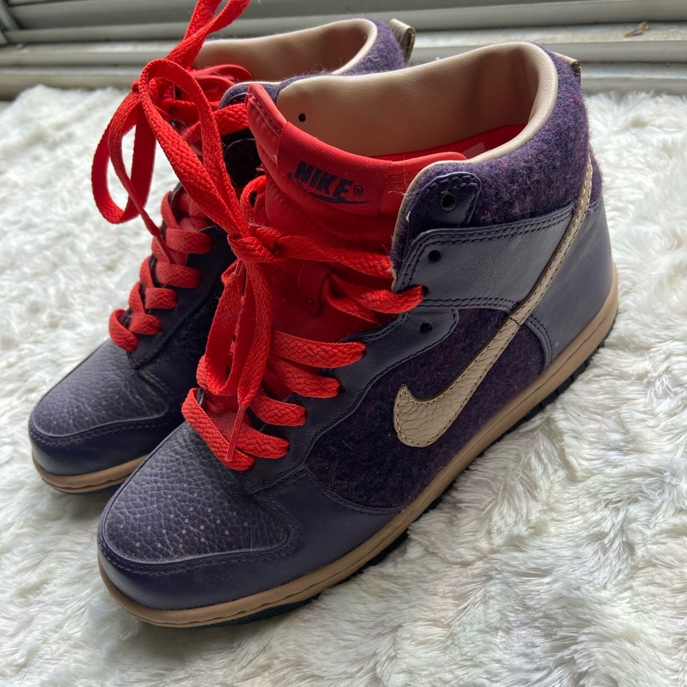 Dark purple / orange SB Nike Dunks - Picture 3 of 6